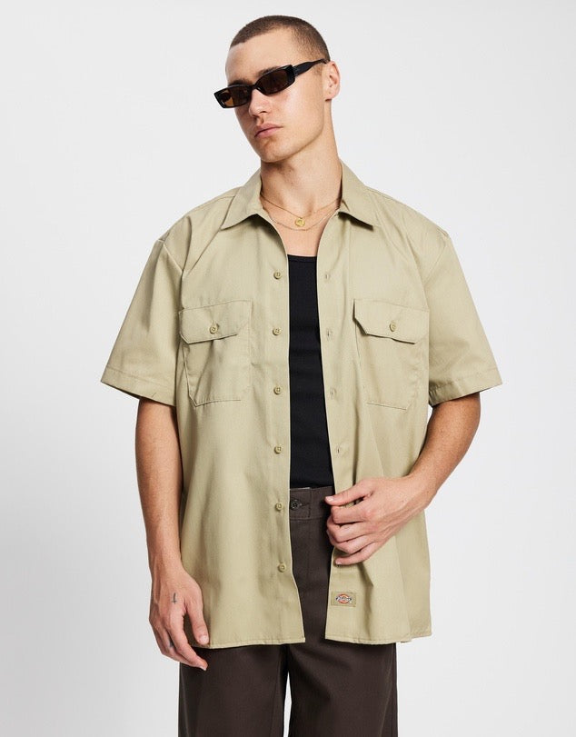 Dickies Short Sleeve Button Down Shirt Khaki