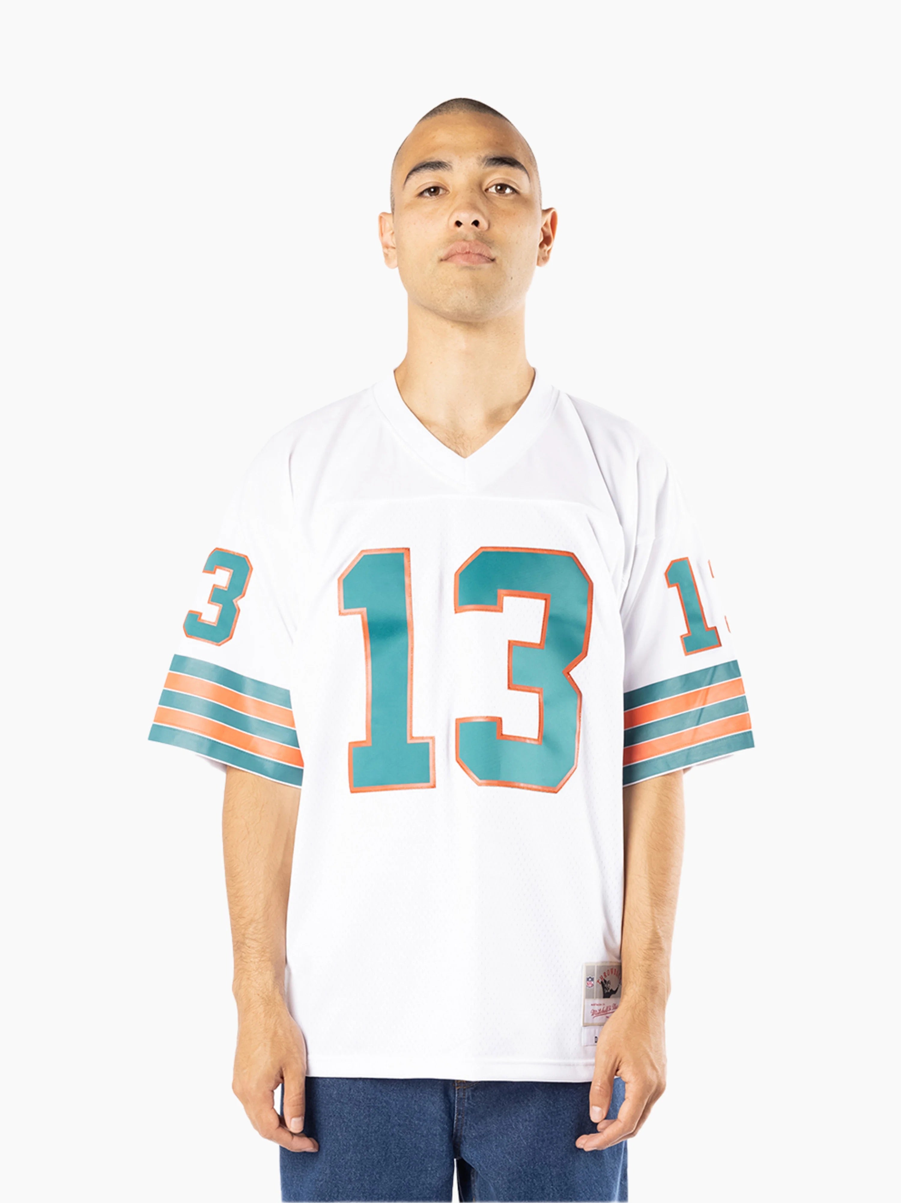 Mitchell & Ness – #OVERFLOW